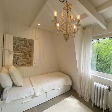 Bed And Breakfast Amsterdam Bed & Breakfast Amsterdam