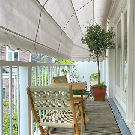 Bed And Breakfast Amsterdam Bed & Breakfast